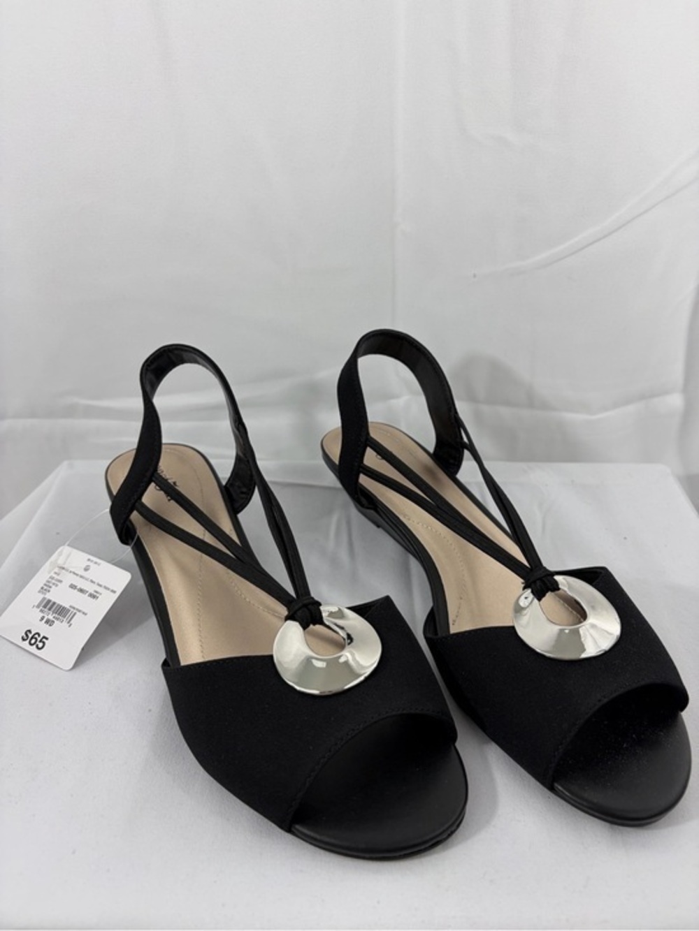 NWT East 5th Women’s Size 9W Slingback Open-Toe Heels with Silver Accent